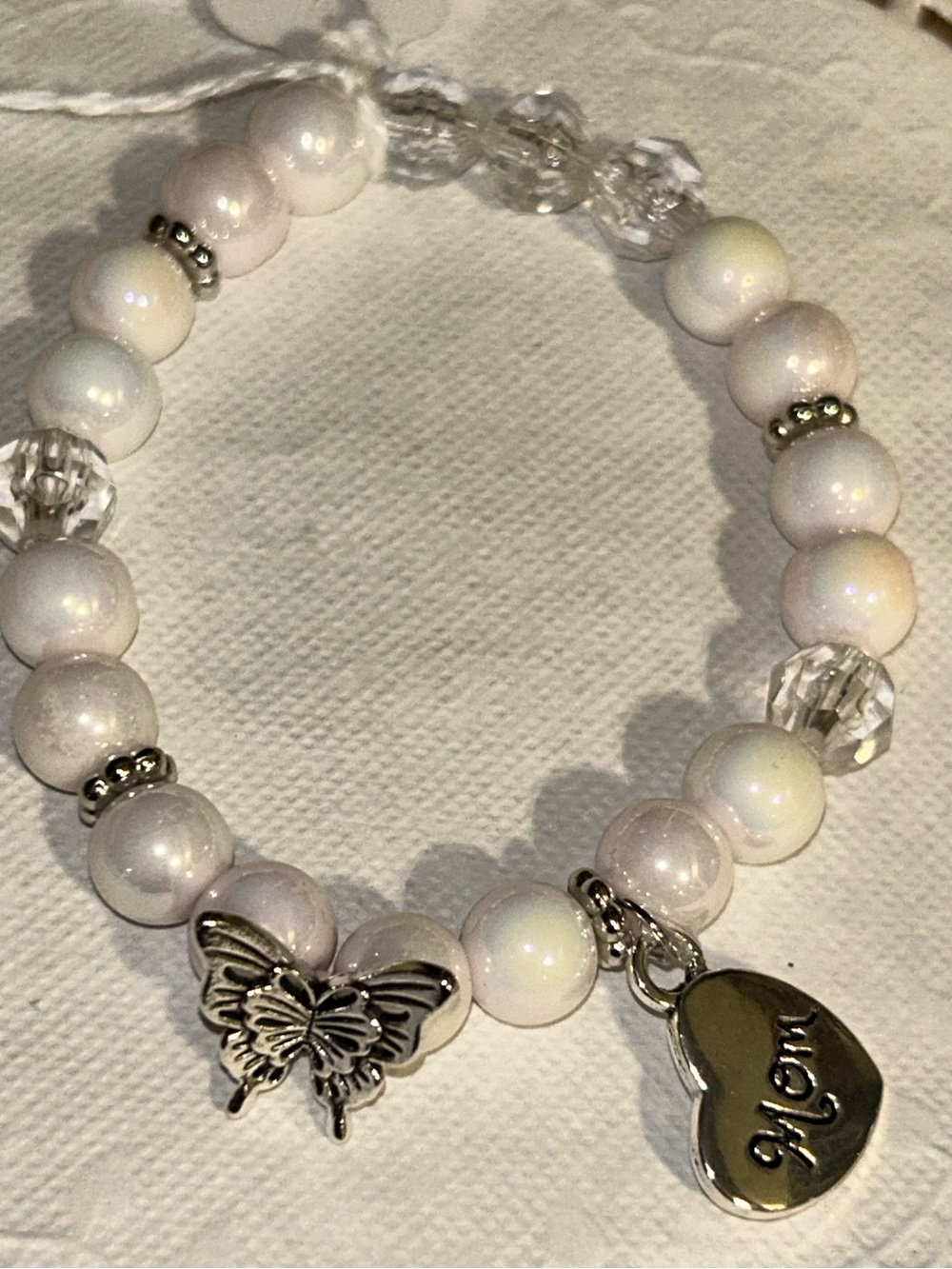 Pearl-Effect Pink Beaded Bracelet with Butterfly & 'Mom' Charm